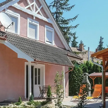 度假居 Awesome In Balatonmkeresztur W/ 3 Bedrooms